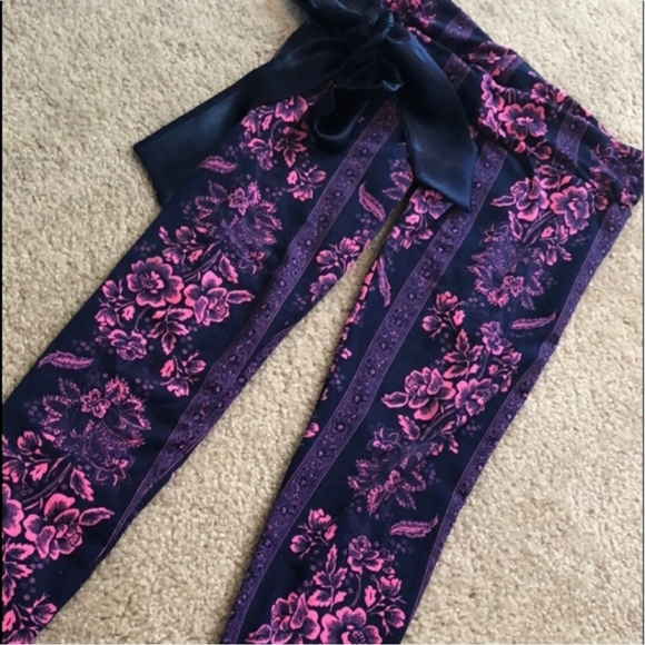 Cute Booty Lounge Pants - ISO Cute Booty Lounge